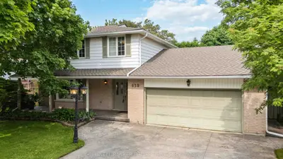 Detached in London South