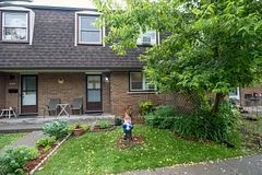 60 Prince Of Wales Drive 11E, Belleville, ON K8P 2T5