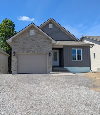Detached in Smiths Falls
