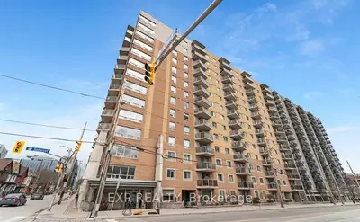 Condo Apartment in Ottawa Centre