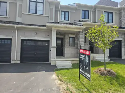 Condo Townhouse in Hamilton