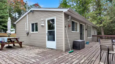 Detached in West Grey