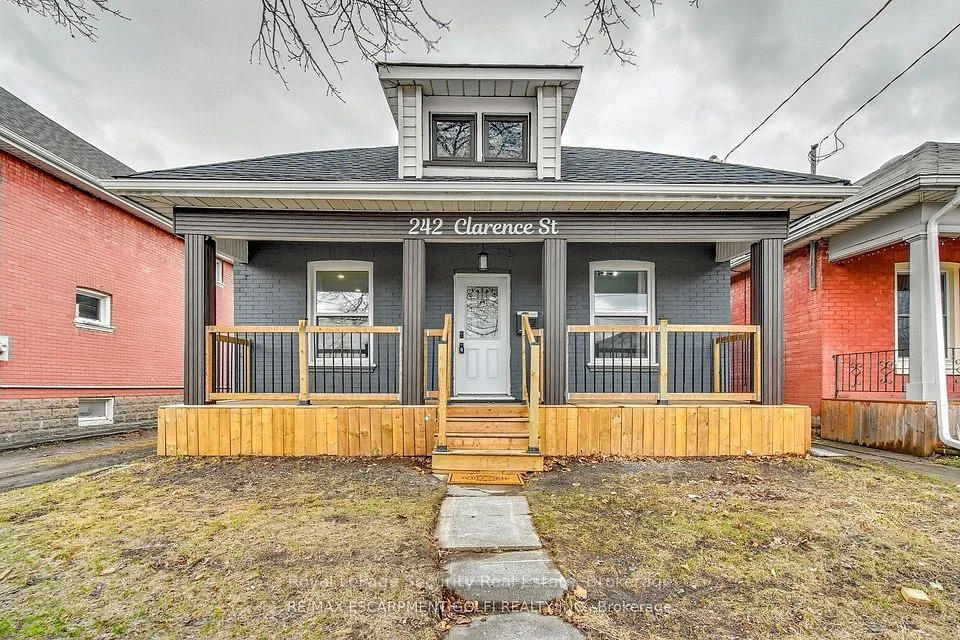 242 Clarence Street, Brantford, ON N3R 3T5