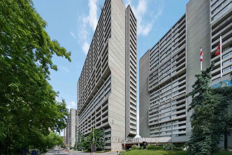 500 Laurier Avenue W 1609, Ottawa Centre, ON K1R 5E1