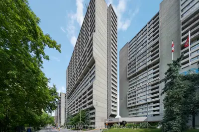 Condo Apartment in Ottawa Centre