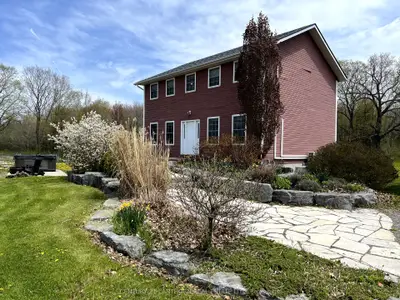 Detached in Prince Edward County