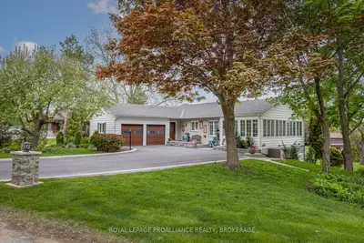 Detached in Kingston