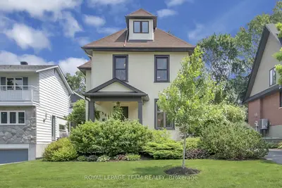 Detached in Carlingwood - Westboro and Area