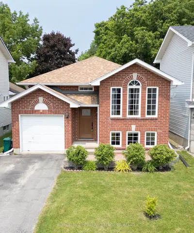 Detached in Kingston