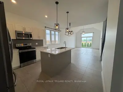 Semi-Detached in Central Elgin