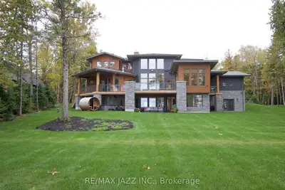 Detached in Kawartha Lakes