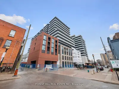 Condo Apartment in Hamilton