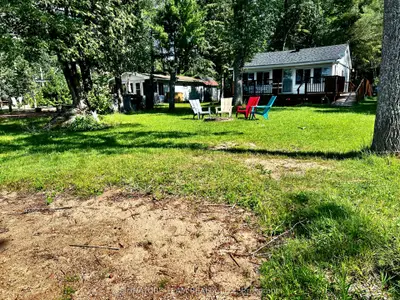 Detached in Bonnechere Valley