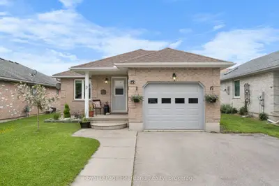 Detached in St. Marys