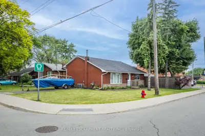 Detached in Hamilton