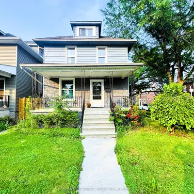 Detached in Windsor
