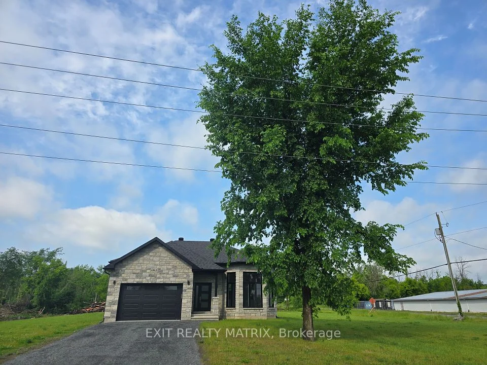 4642 CORNETT Lane, South Stormont, ON K0C 2A0