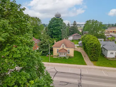 Detached in South Huron