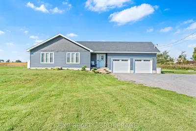 Detached in Front of Leeds & Seeleys Bay