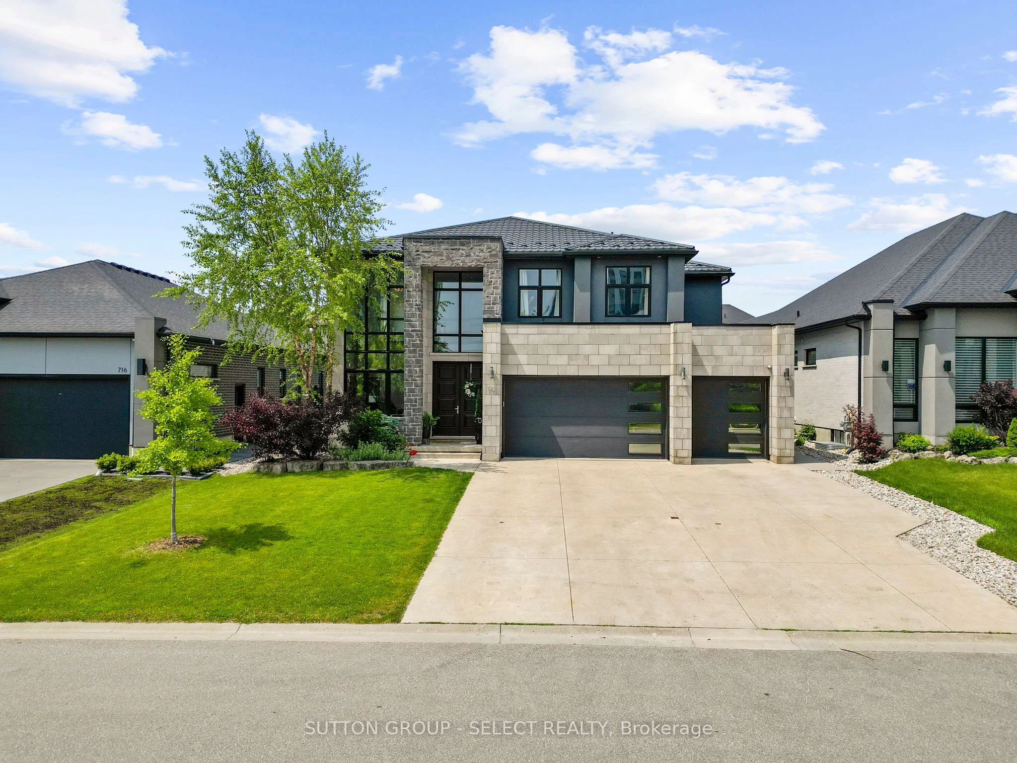 710 Hickoryridge Common, London North, ON N6G 0M8