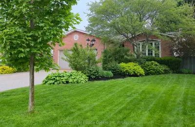 Detached in Guelph