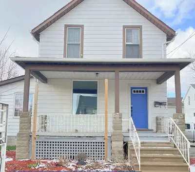 Duplex in Chatham-Kent