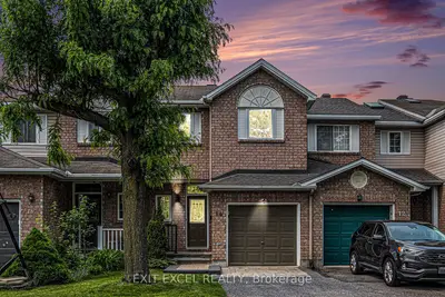 Att/Row/Townhouse in Kanata