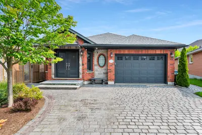 Detached in Guelph