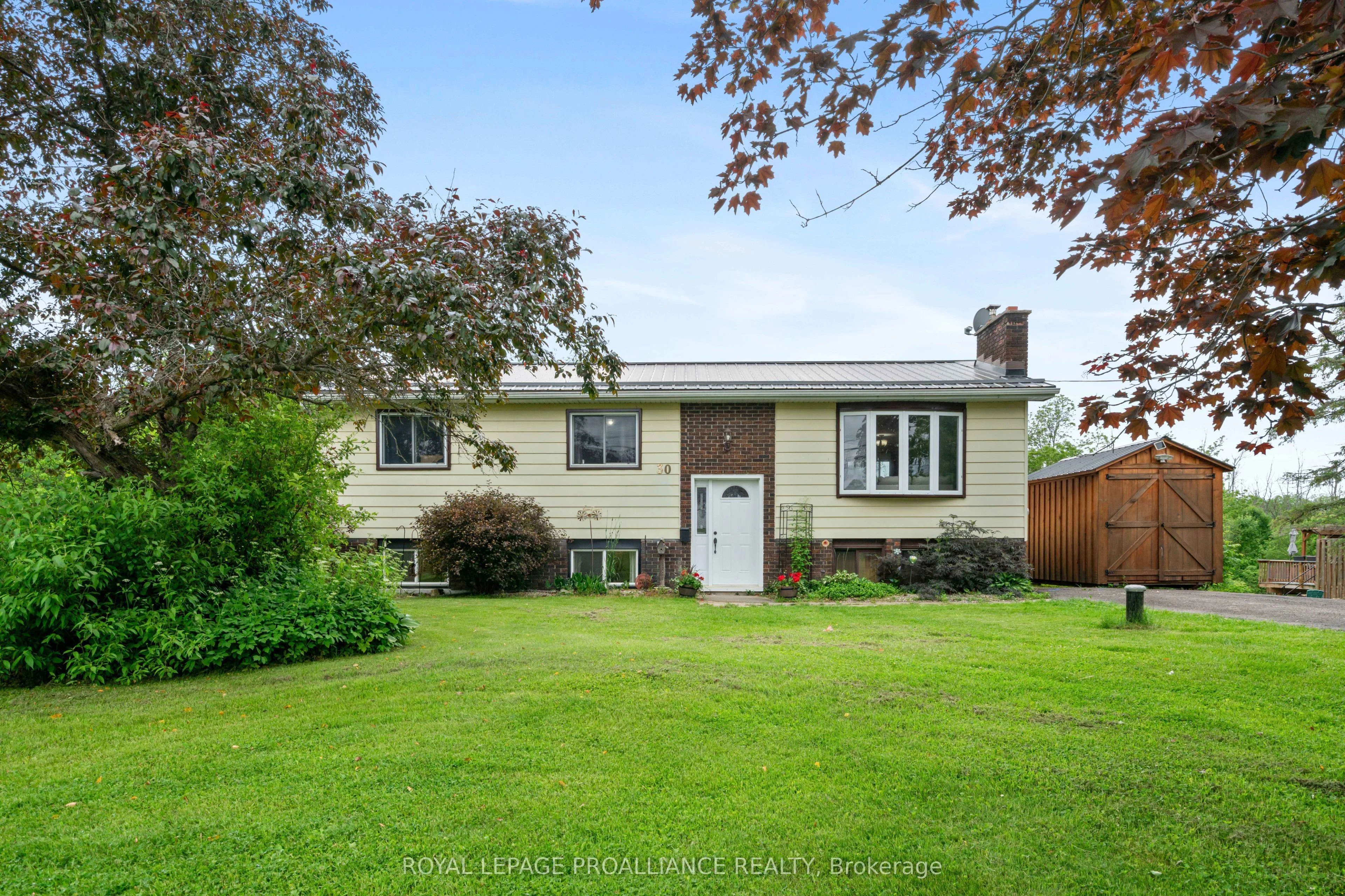 30 Perth Street, Elizabethtown-Kitley, ON K0E 1M0