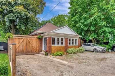 Detached in Cambridge