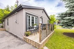 62 George Street, Quinte West, On K8v 1r6