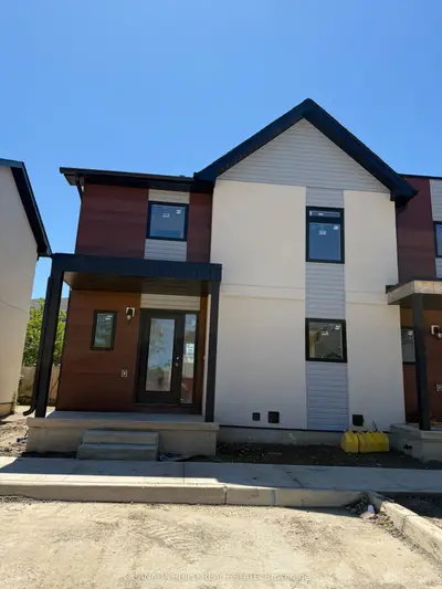 Condo Townhouse in St. Catharines