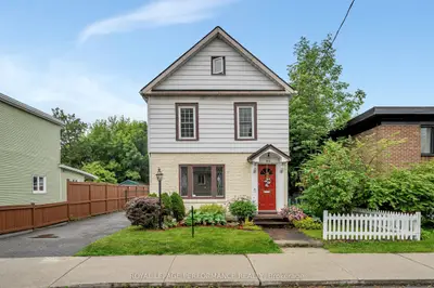 Detached in Vanier and Kingsview Park