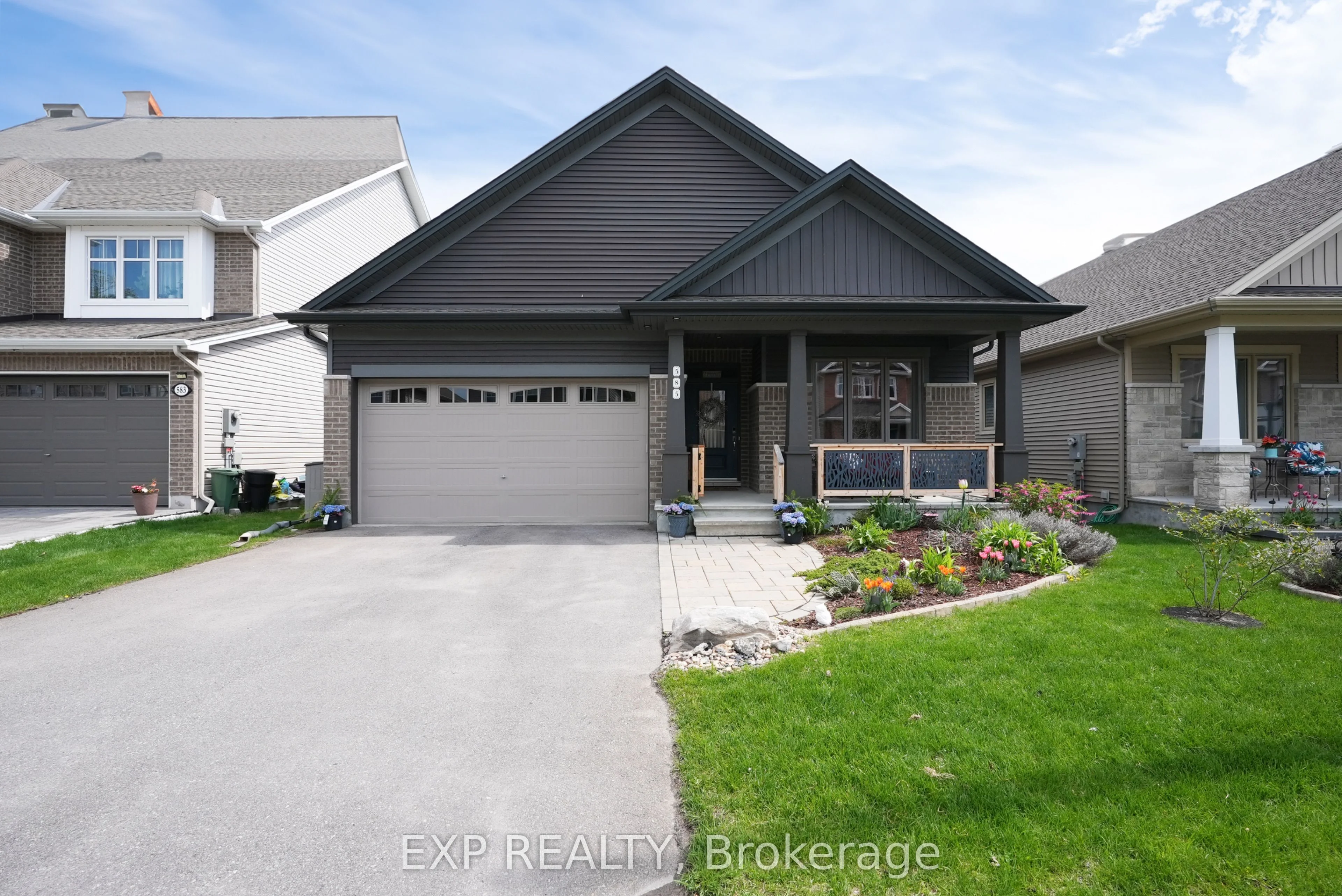 585 Vivera Place, Stittsville - Munster - Richmond, ON K2S 2M8