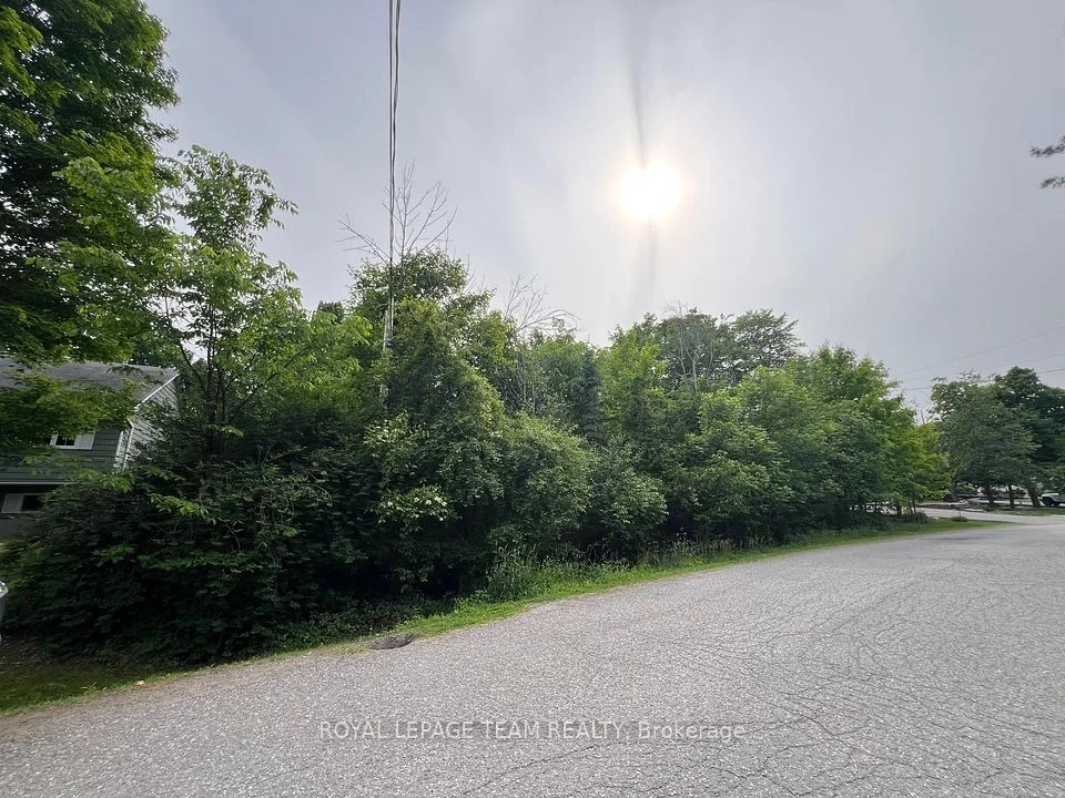 2889 Barlow Crescent, Constance Bay - Dunrobin - Kilmaurs - Woodlawn, ON K0A 1T0
