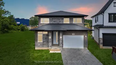 Detached in Thorold