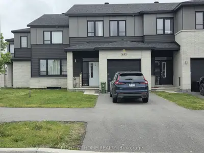 Att/Row/Townhouse in Kanata