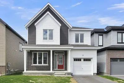 Detached in Barrhaven