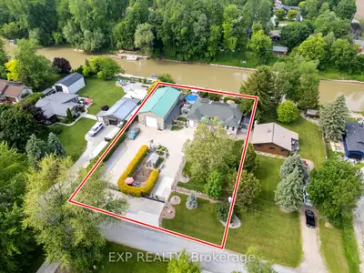 Detached in Lambton Shores