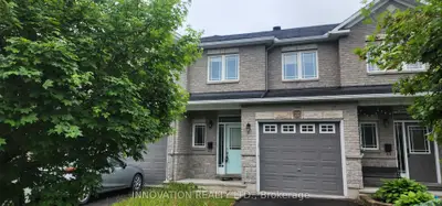 Att/Row/Townhouse in Orleans - Convent Glen and Area
