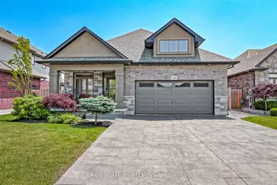 Detached in Welland