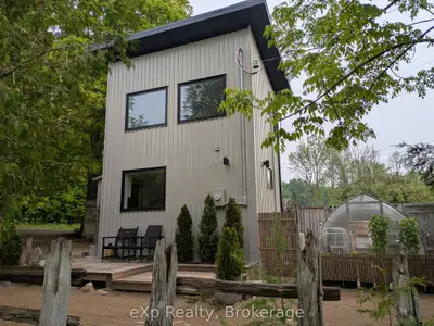 Detached in South Bruce Peninsula