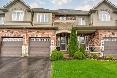 Att/Row/Townhouse in Hamilton