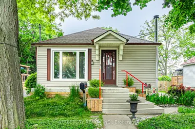 Detached in St. Thomas