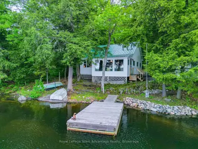 Detached in Seguin
