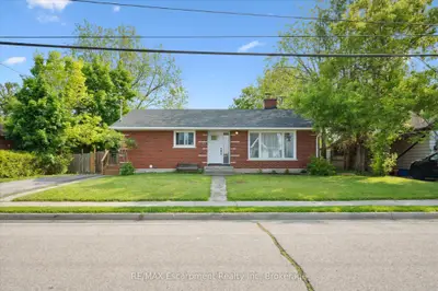 Detached in Cambridge
