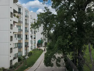Condo Apartment in Kitchener