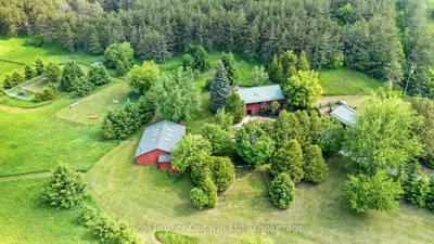 Rural Residential in Erin