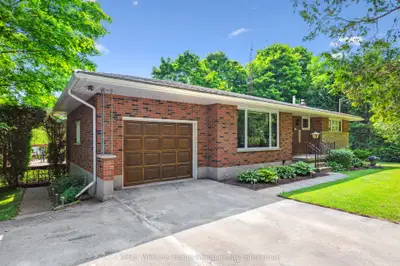 Detached in Guelph/Eramosa