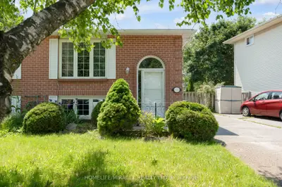 Semi-Detached in Kingston